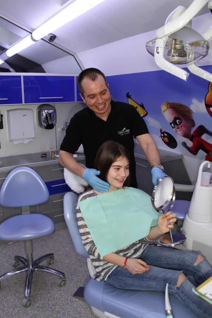 Poze DentalMed 04.03.2014 177 Aparat dentar pentru copii si adulti in Bucuresti